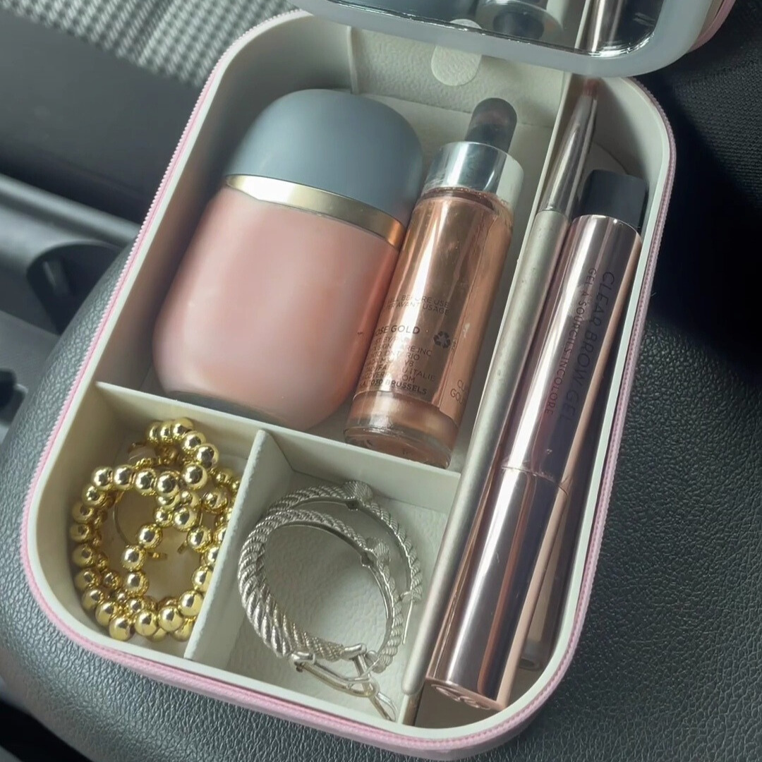 Summer Clover™ Makeup Case